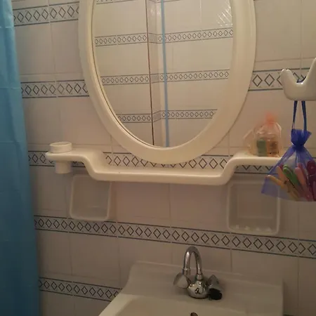 μουστάκης Ξενοδοχείο Αγία Ευφημία