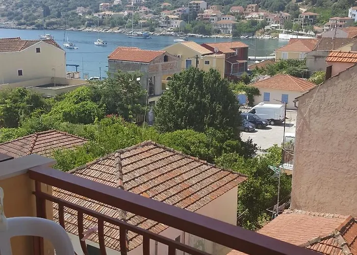 Moustakis 2* Agia Efimia