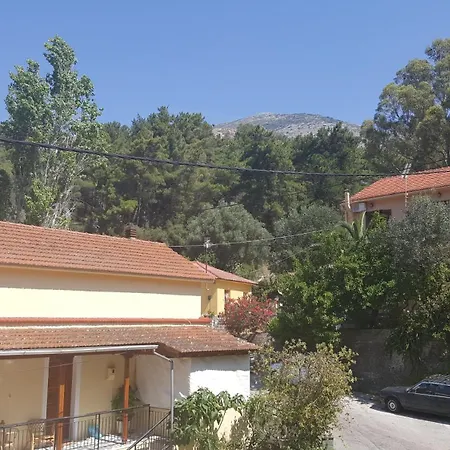 Hotell Moustakis 2*